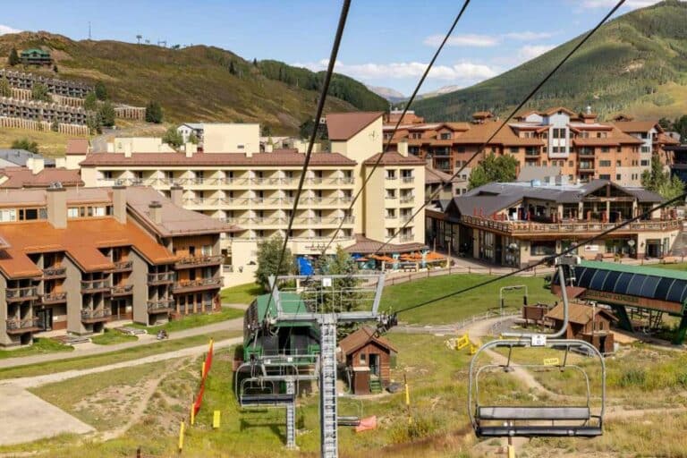 Colorado Ski Resorts: 18 Best Spots to Hit the Slopes
