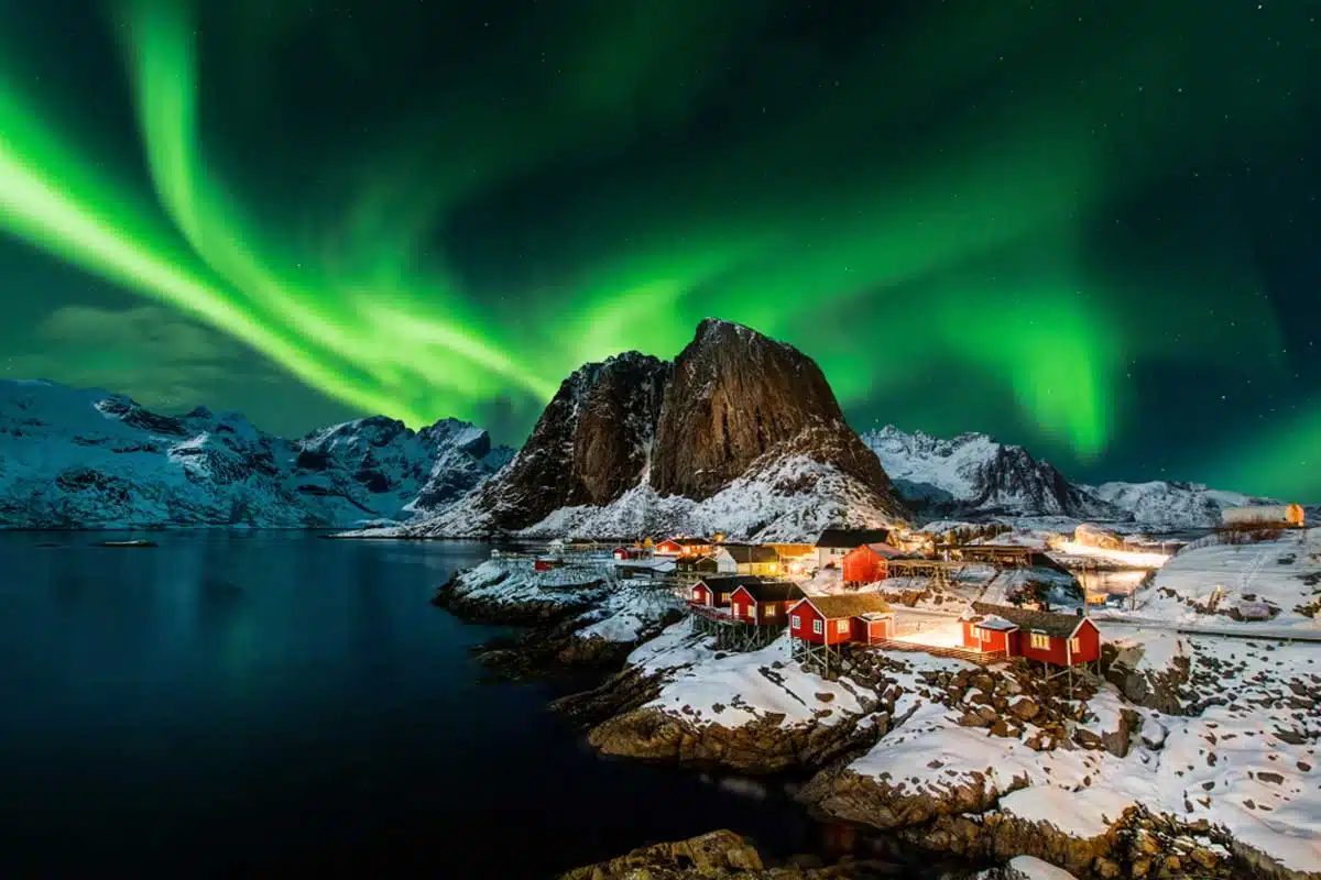 Elskede kalv diskriminerende Best Time and Places to See the Northern Lights in Norway — The Discoveries  Of