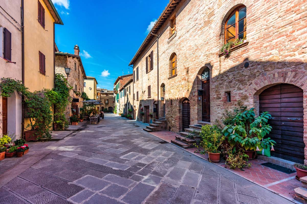 Borgo Stretto