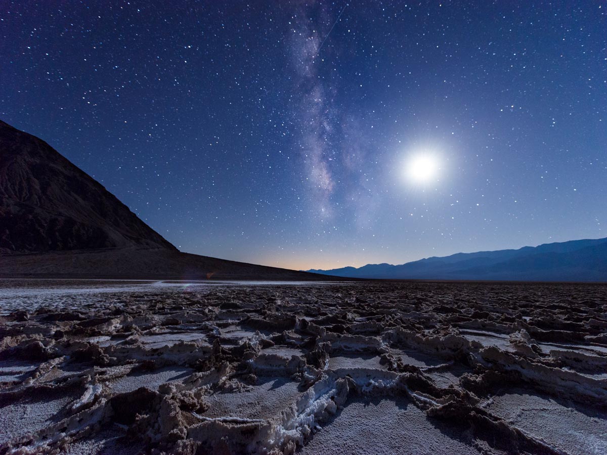  Badwater Basin in Death Valley