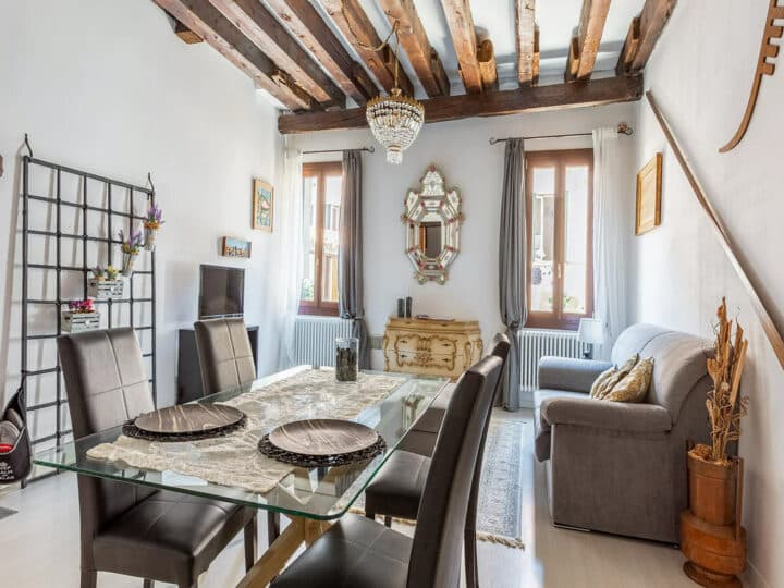 Best Airbnbs in Venice: Cool, Quirky & Stylish Accommodation