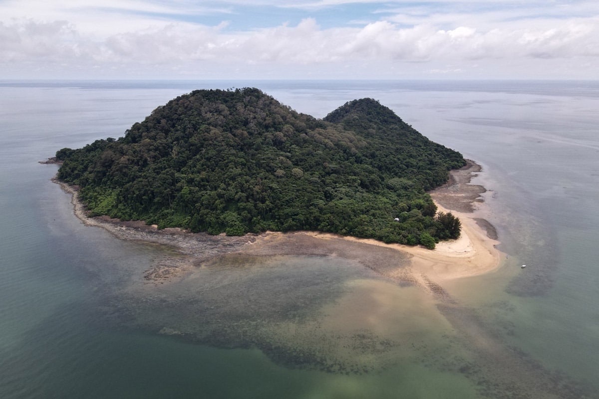 Satang Island  