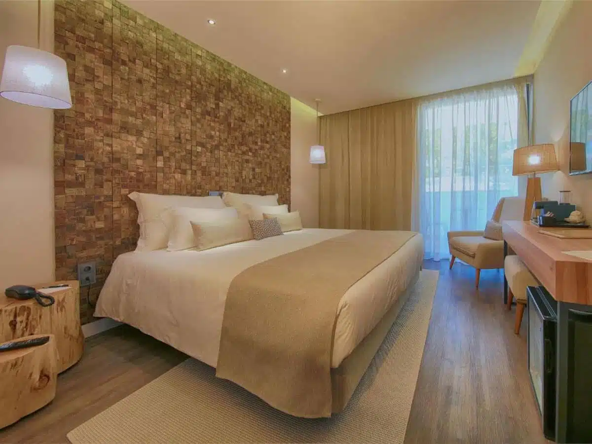 Jupiter Marina Hotel