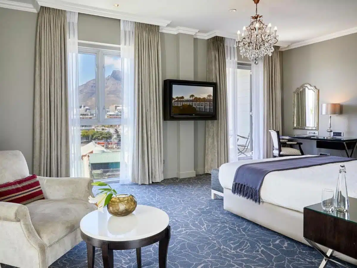 Queen Victoria Hotel