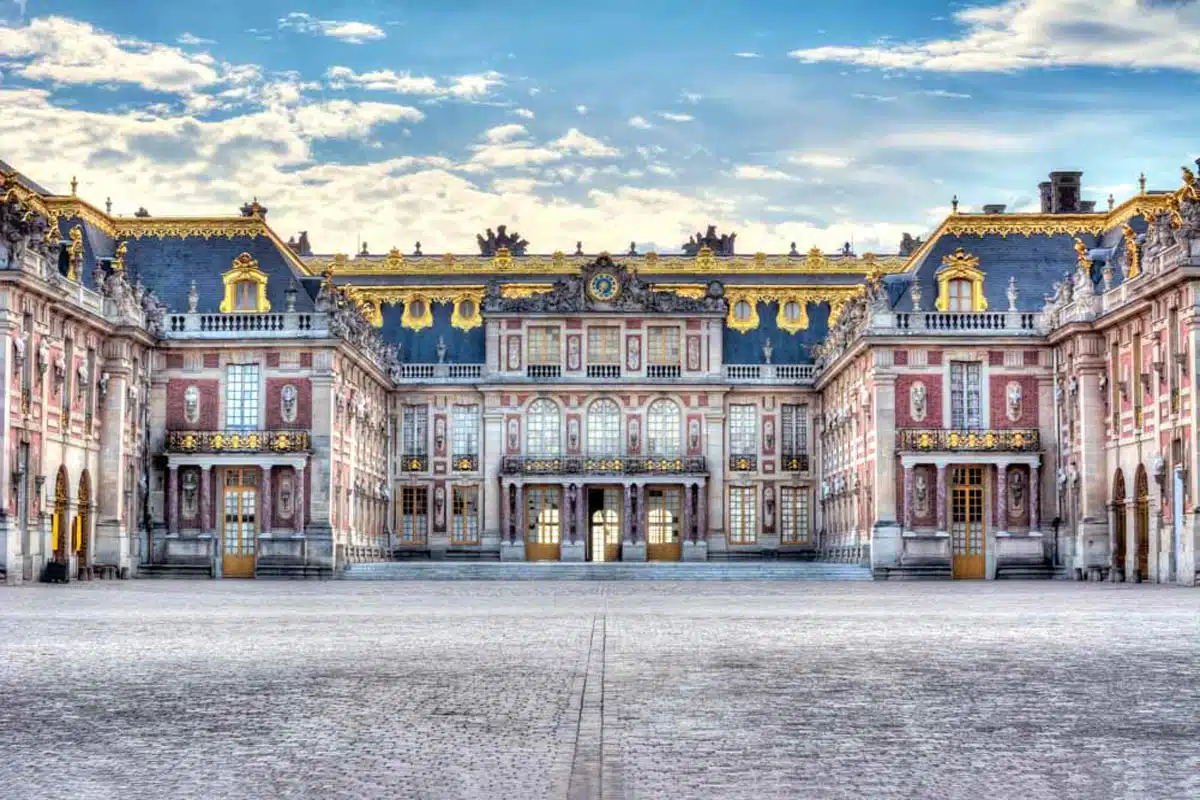 Versailles