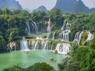 Ban Gioc Detian Falls