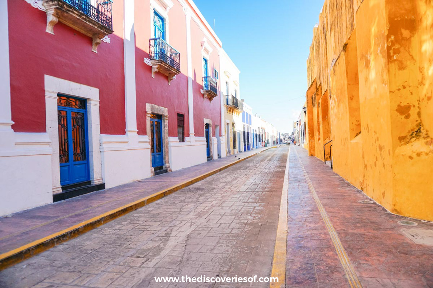 Colourful buildings in Campeche