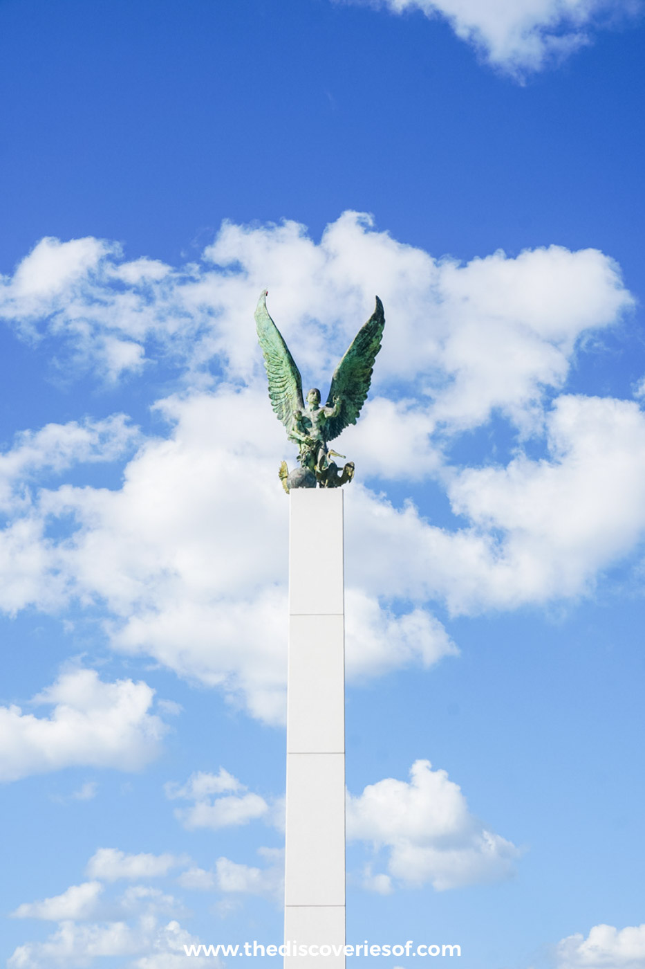 Statue on the malecon