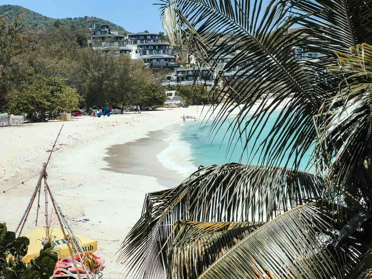 Dennis’ Beach Bar