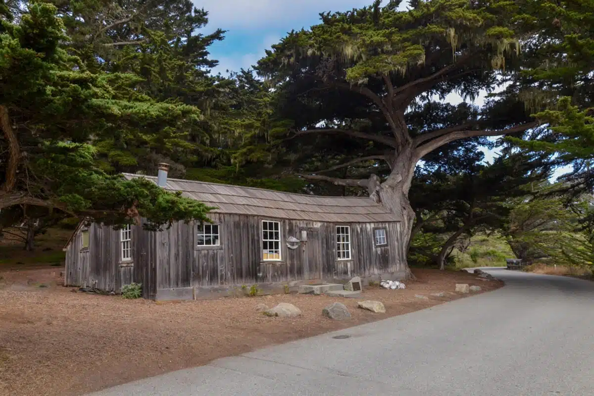 Whalers Cabin Museum