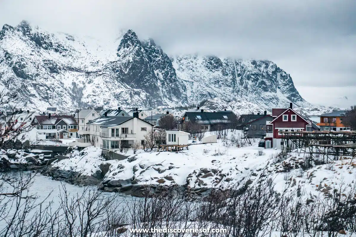 Henningsvaer