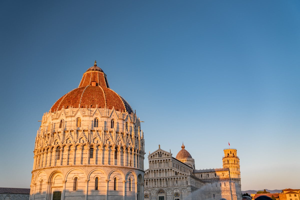 Piazza dei Miracoli Pisa Tuscany-2