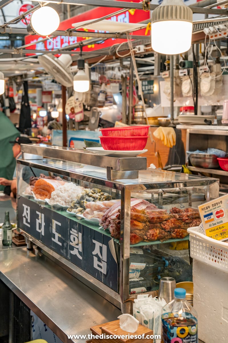 Stallholders at Gwangjang Market 