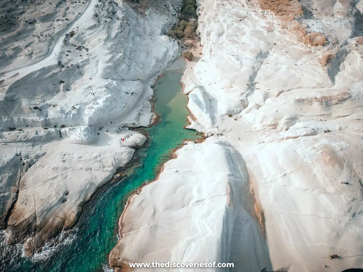 Sarakiniko Beach