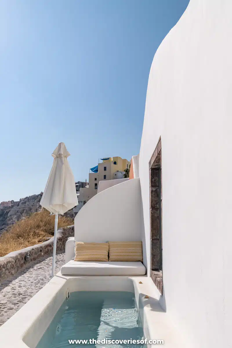 Private plunge pool at Armenaki 