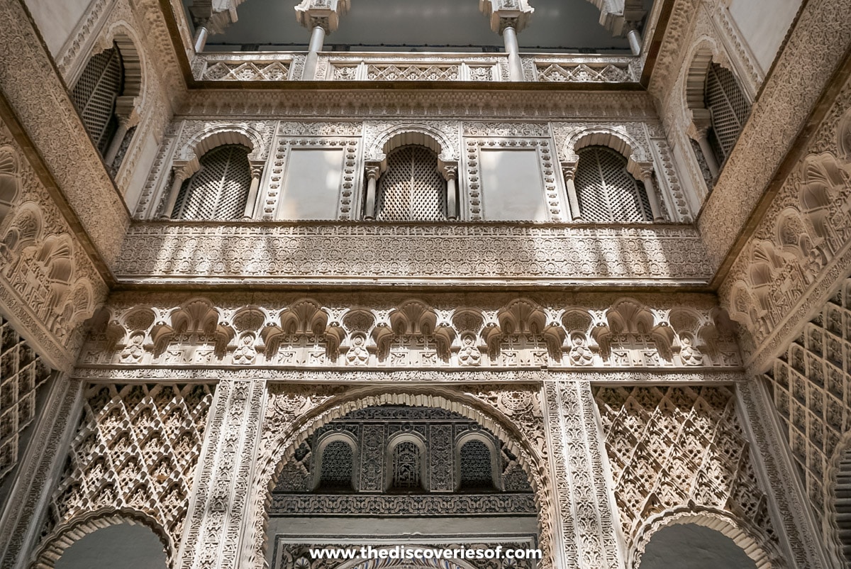 Fine detailing in the alcazar