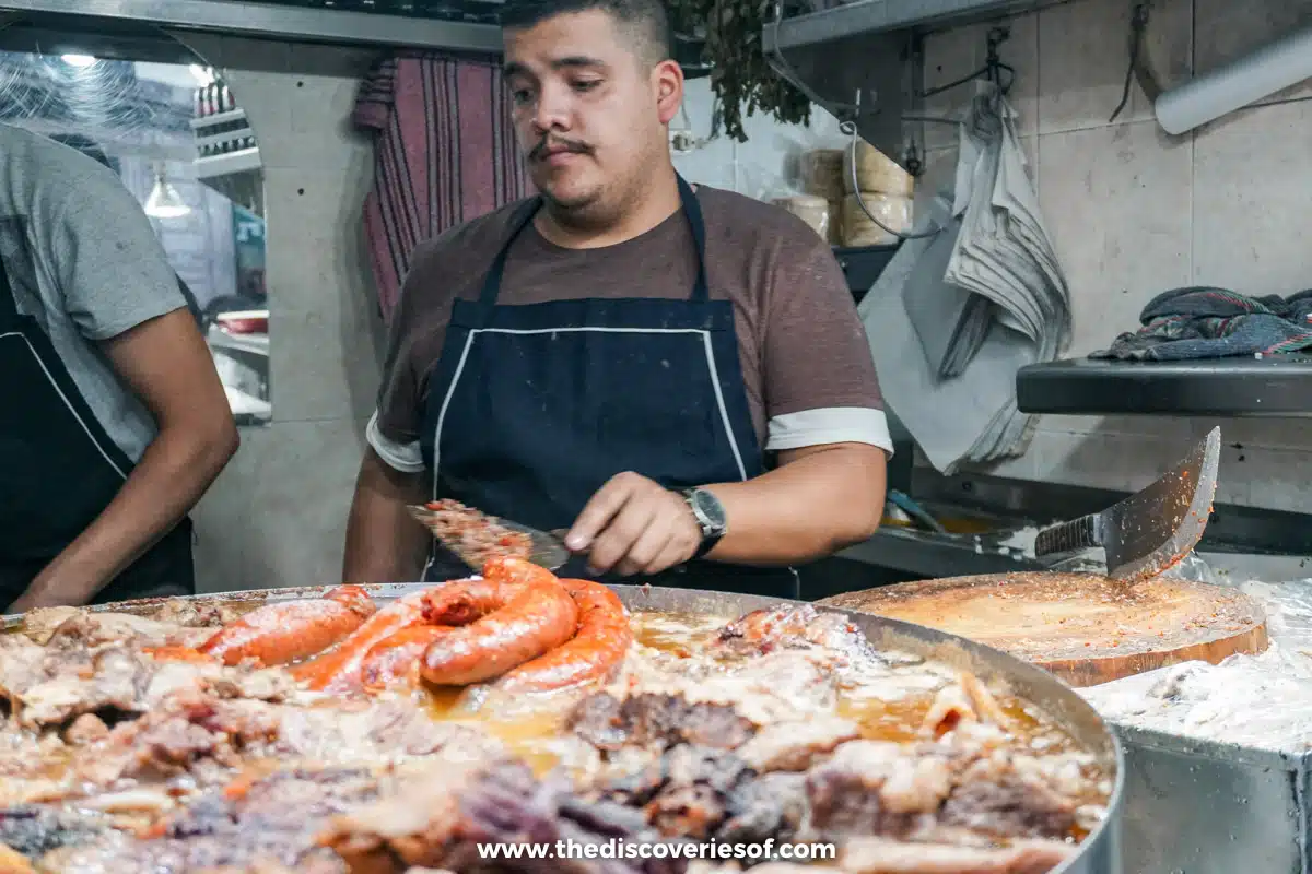 Cooking at Los Cucuyos 