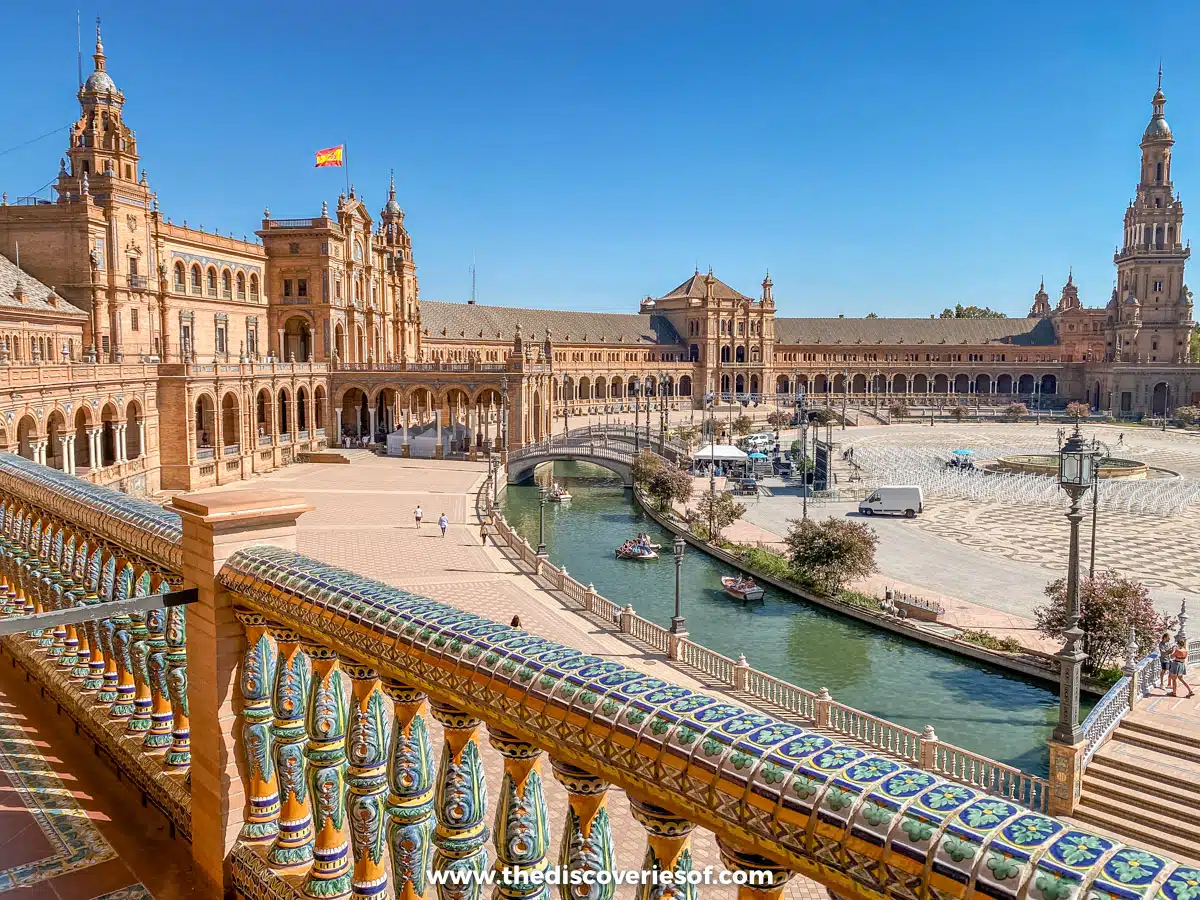 Canals and palace