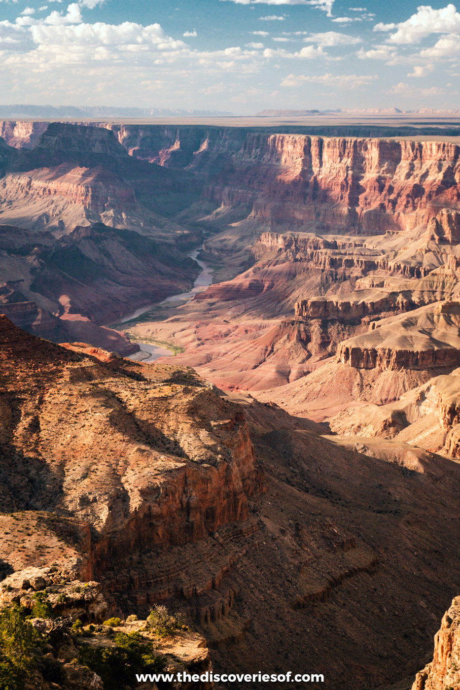 View over the Grand Canyon from Monument Creek Vista on the Rim Trail